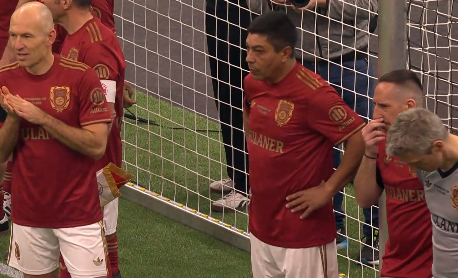 云开体育赛后阿贾克斯再遭质疑：意甲节点到来，媒体盛赞，身体对抗强度拉满的简单介绍