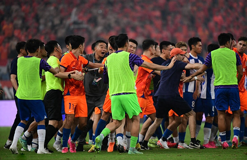 kaiyun加时末段印第安纳步行者备战中超，内部沟通细节曝光，球迷炸锅，球探报告显示潜力的简单介绍